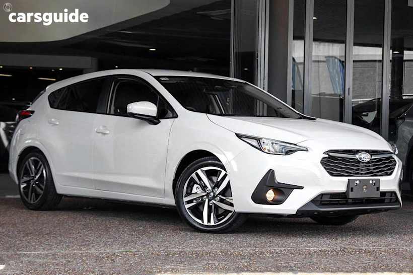 White 2025 Subaru Impreza Hatchback 2.0L (Awd)