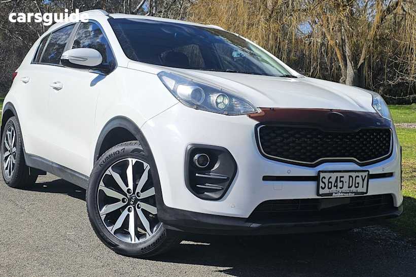 White 2018 Kia Sportage Wagon Ao Edition