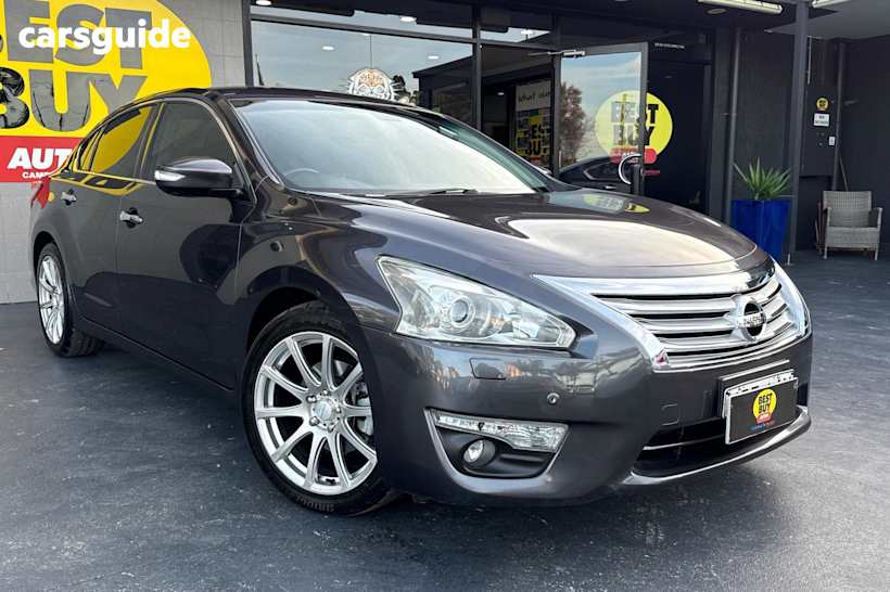 Grey 2013 Nissan Altima Sedan TI-S F