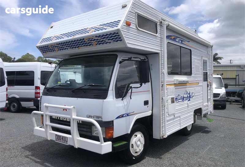White 1988 Mitsubishi Canter Tray 3000Kg 4M