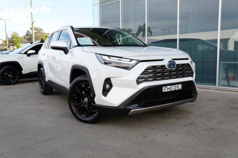 White 2024 Toyota RAV4 SUV