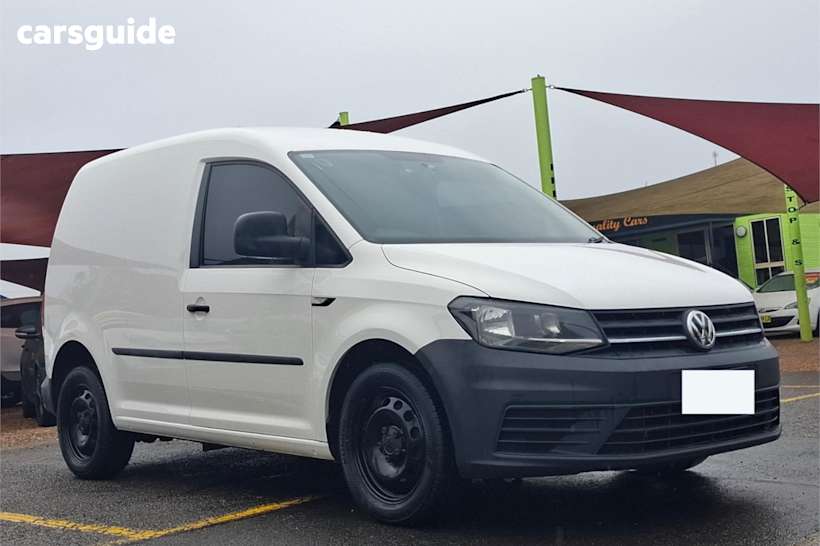White 2016 Volkswagen Caddy Commercial TSI220 F