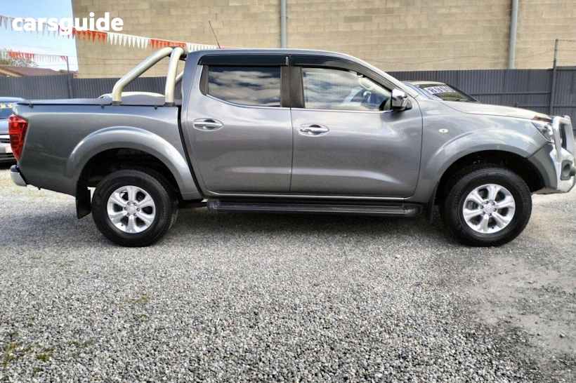 2019 Nissan Navara Dual Cab Pick-up St (4X4)