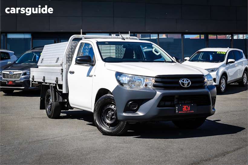 White 2016 Toyota Hilux Ute Tray WORKMATE R