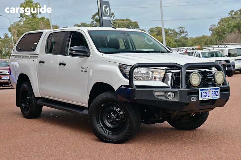 White 2019 Toyota Hilux Ute Tray SR 4X4