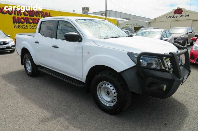 White 2019 Nissan Navara Dual Cab Pick-up Sl (4X4)