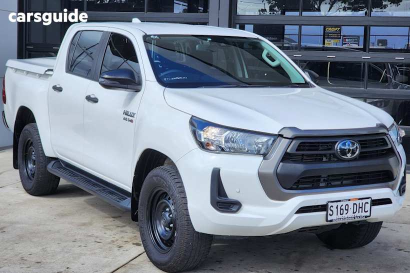 White 2021 Toyota Hilux Ute Tray SR 4X4