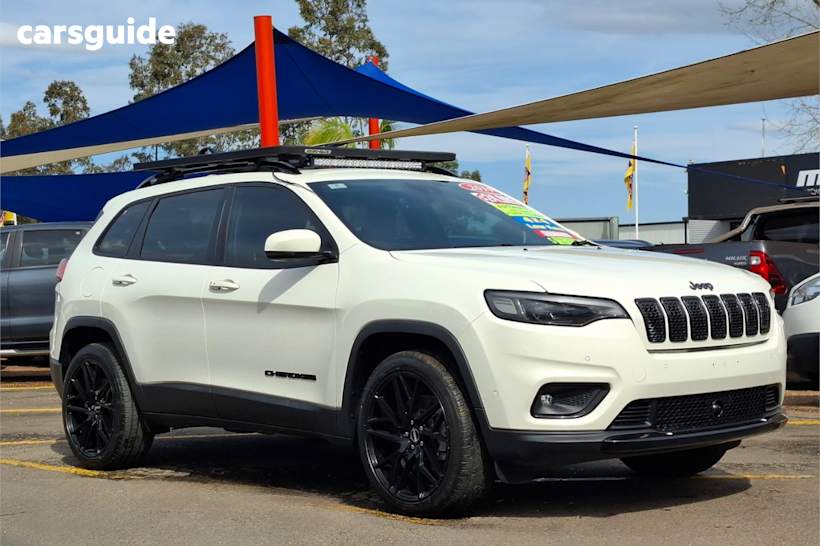 White 2019 Jeep Cherokee SUV NIGHT EAGLE 4X4