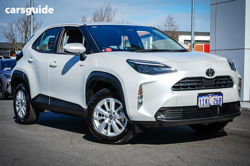 White 2024 Toyota Yaris Cross Wagon Gx Hybrid