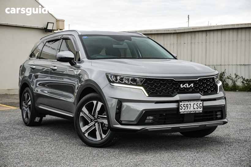 Grey 2022 Kia Sorento SUV SPORT+ 4X4