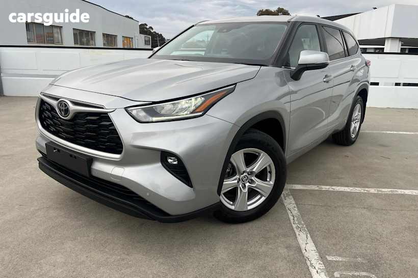 Silver 2023 Toyota Kluger SUV GX F