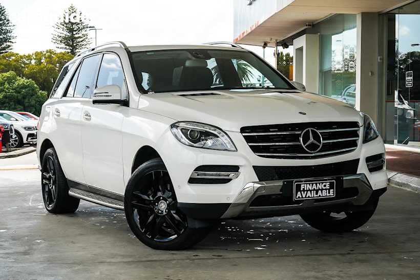 White 2014 Mercedes-Benz ML250 Wagon Cdi Bluetec S.E.