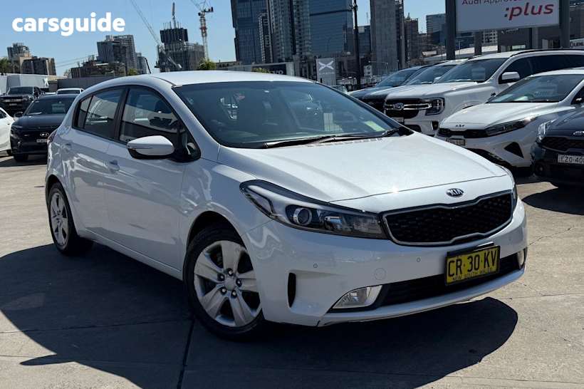 White 2018 Kia Cerato Hatch S F