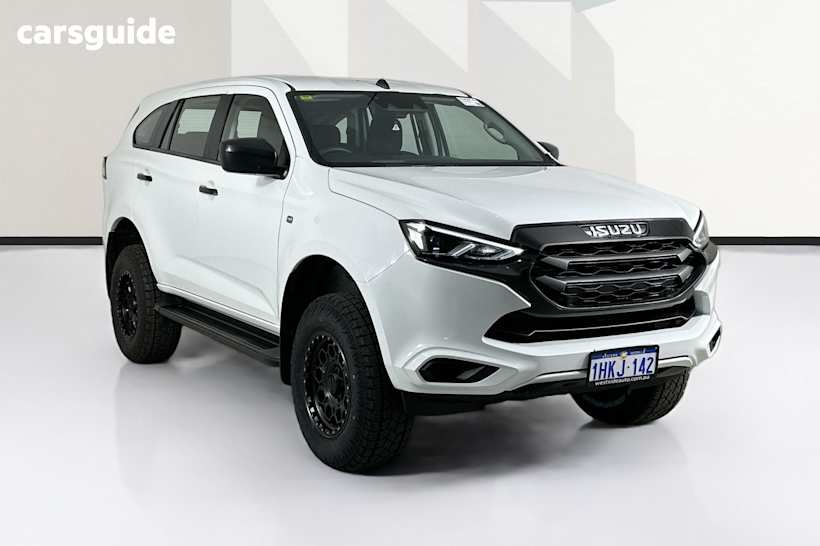 White 2022 Isuzu MU-X Wagon Ls-M (4X4)