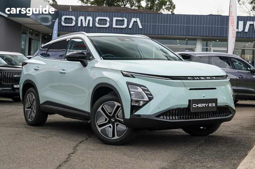 Green 2025 Chery E5 SUV ULTIMATE F