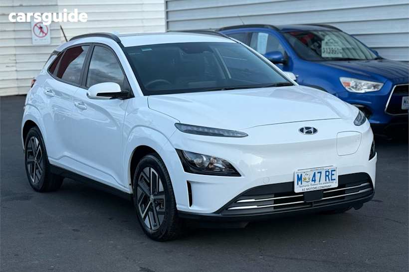White 2022 Hyundai Kona SUV ELECTRIC ELITE F
