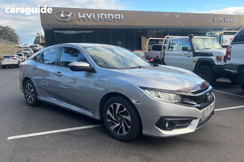 Silver 2018 Honda Civic Sedan Vti-Sl (Luxe) Limited Edition