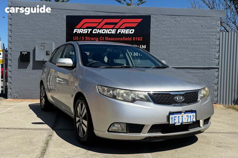 Silver 2013 Kia Cerato Hatch S F