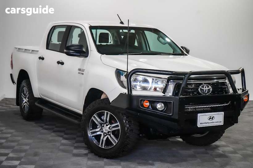 White 2019 Toyota Hilux Double Cab Pick Up Sr (4X4)