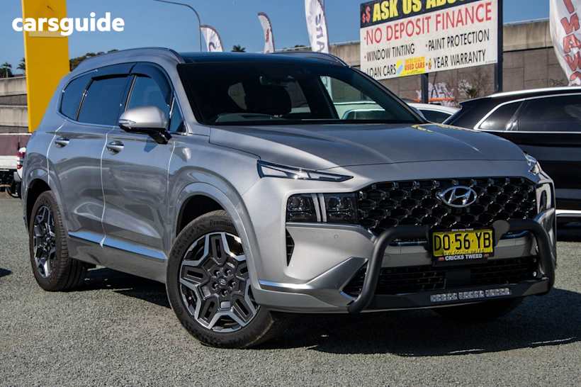 Silver 2023 Hyundai Santa FE SUV HYBRID HIGHLANDER 4X4