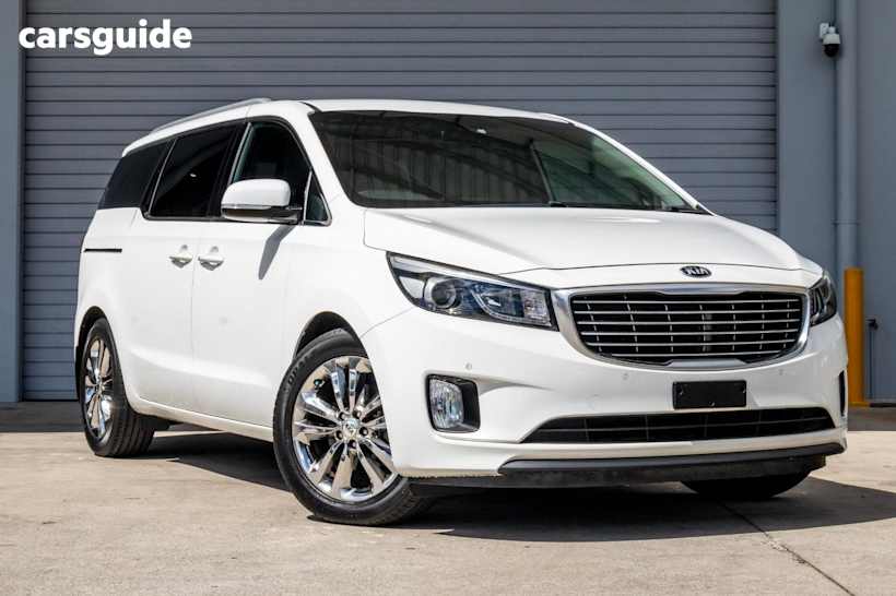 White 2016 Kia Carnival OtherCar SLI F