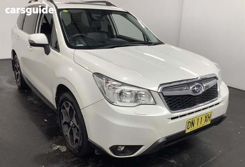 White 2015 Subaru Forester Wagon 2.0D-S