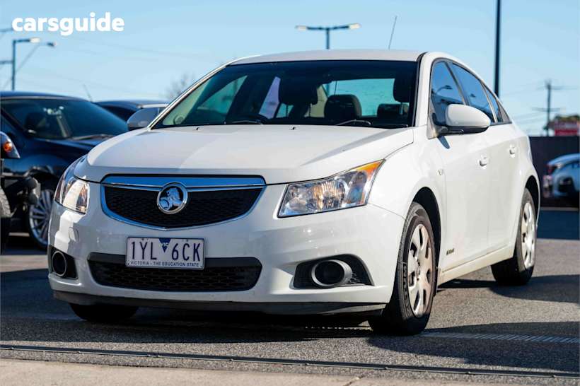 White 2012 Holden Cruze Sedan Cd