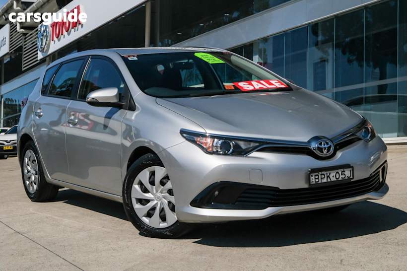 Silver 2017 Toyota Corolla Hatchback Ascent