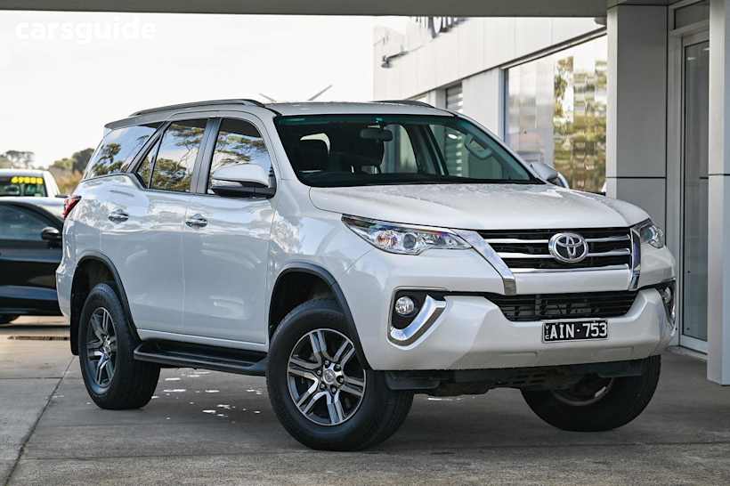 White 2016 Toyota Fortuner SUV GXL 4X4