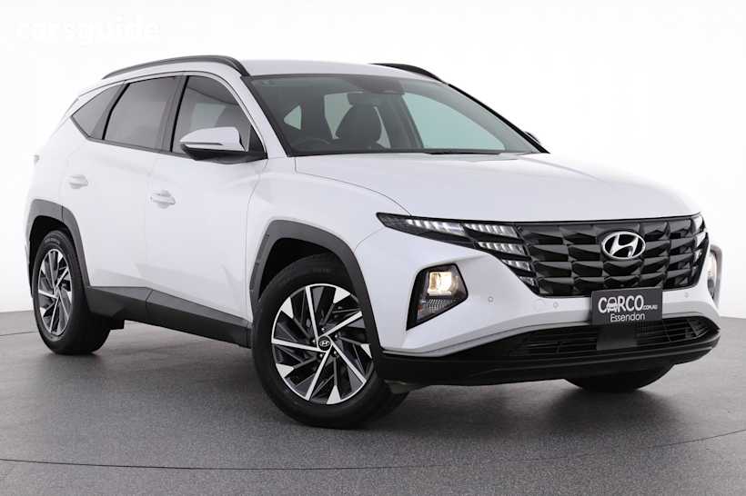 White 2022 Hyundai Tucson Wagon Elite (Awd)
