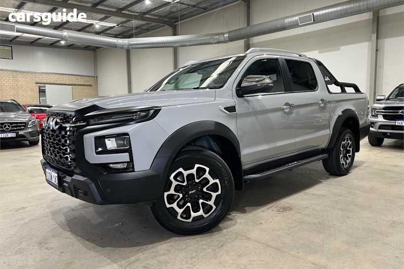 Grey 2025 JAC T9 OtherCar