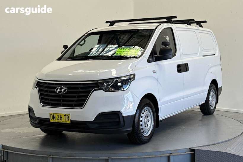White 2019 Hyundai Iload Van 3S Liftback