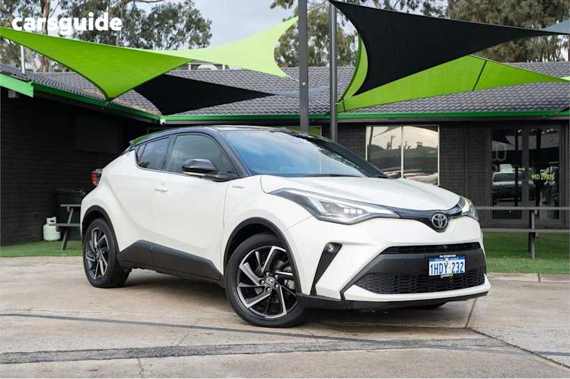 White 2020 Toyota C-HR Wagon Koba (Awd)