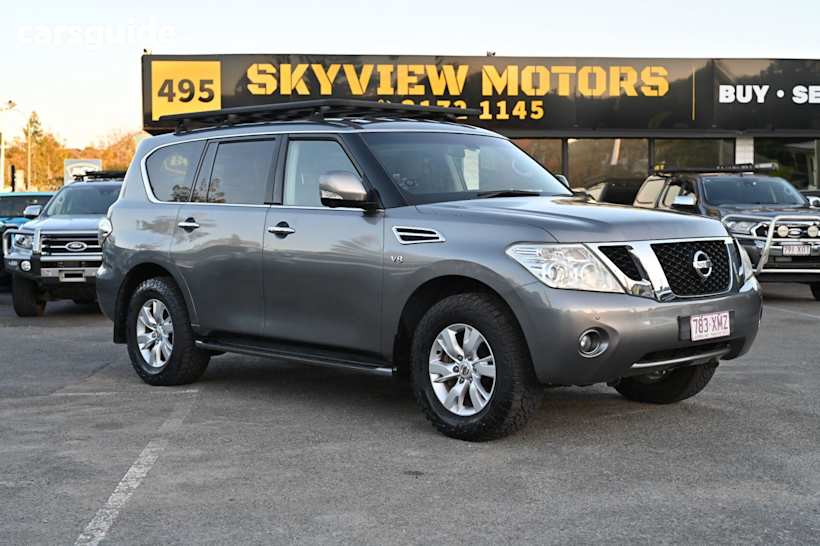 Grey 2017 Nissan Patrol SUV TI 4X4