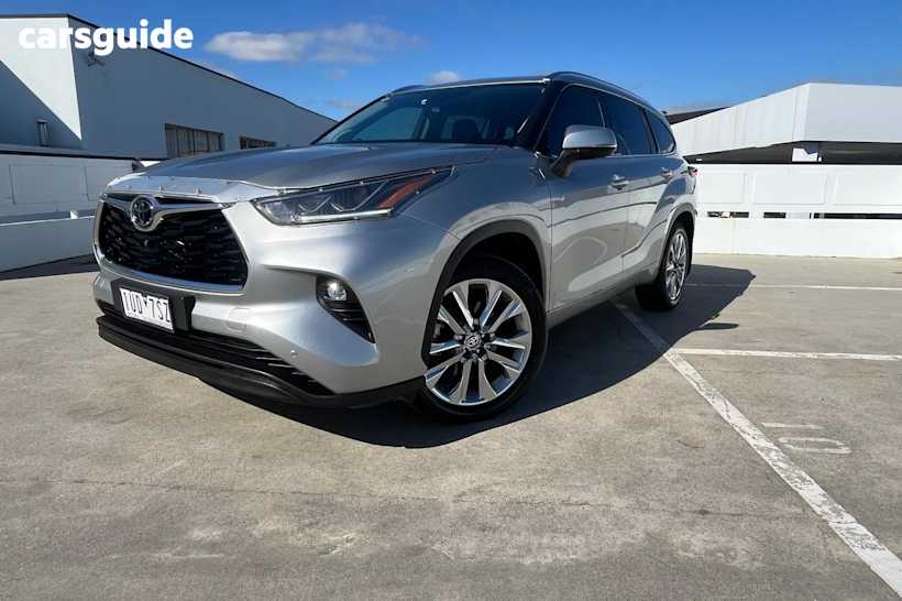 Silver 2021 Toyota Kluger SUV GRANDE 4X4