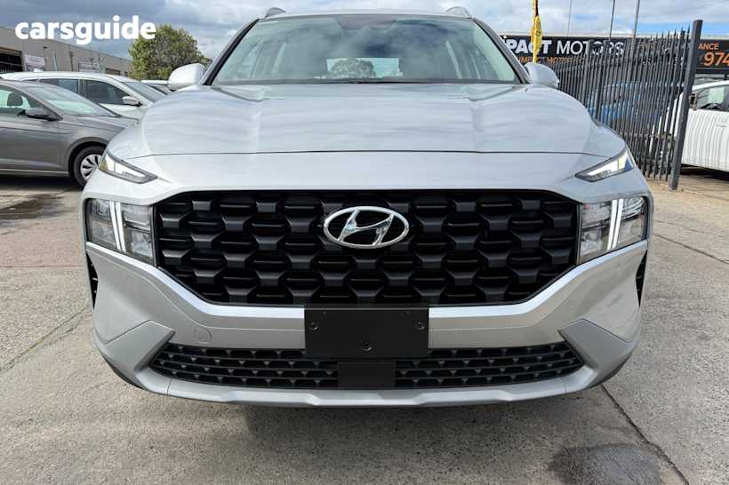Silver 2023 Hyundai Santa FE Wagon Active Mpi (2Wd)