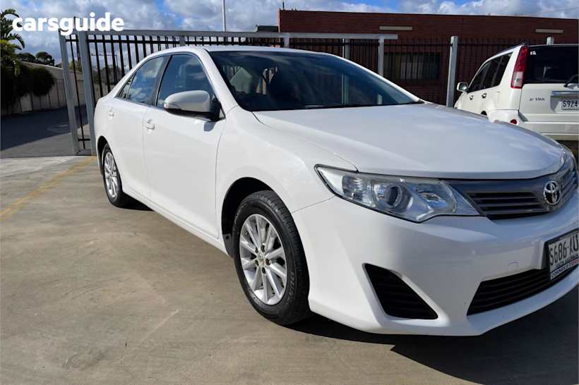 White 2012 Toyota Camry Sedan Altise