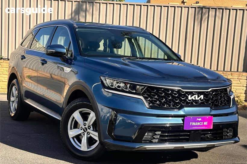 Blue 2023 Kia Sorento SUV S 4X4