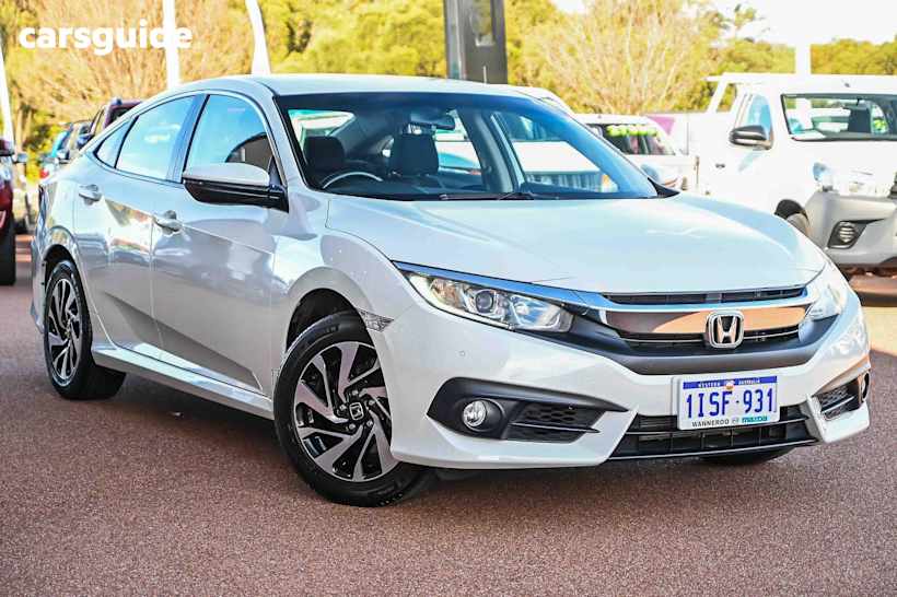 White 2016 Honda Civic Sedan VTI-S F