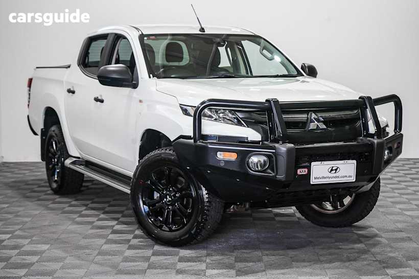 White 2022 Mitsubishi Triton Double Cab Pick Up Glx-R (4X4)