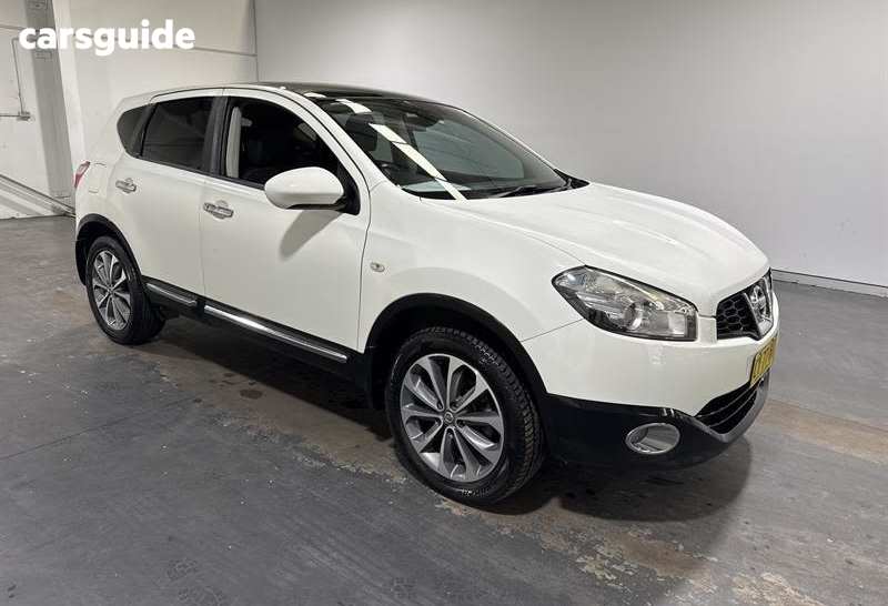 White 2011 Nissan Dualis Wagon Ti (4X4)