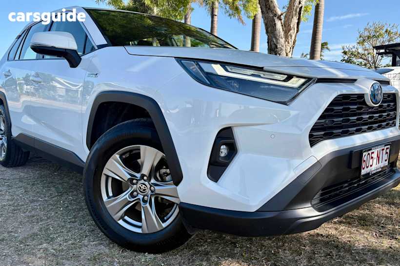 White 2023 Toyota RAV4 SUV GX F