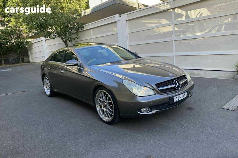 Grey 2005 Mercedes-Benz CLS-Class Sedan CLS500 R