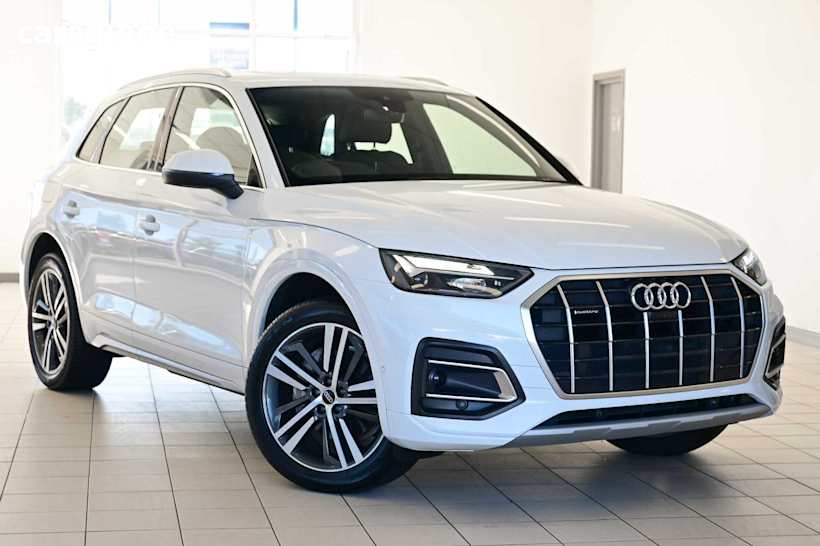 White 2023 Audi Q5 SUV 40 TDI SPORT 4X4