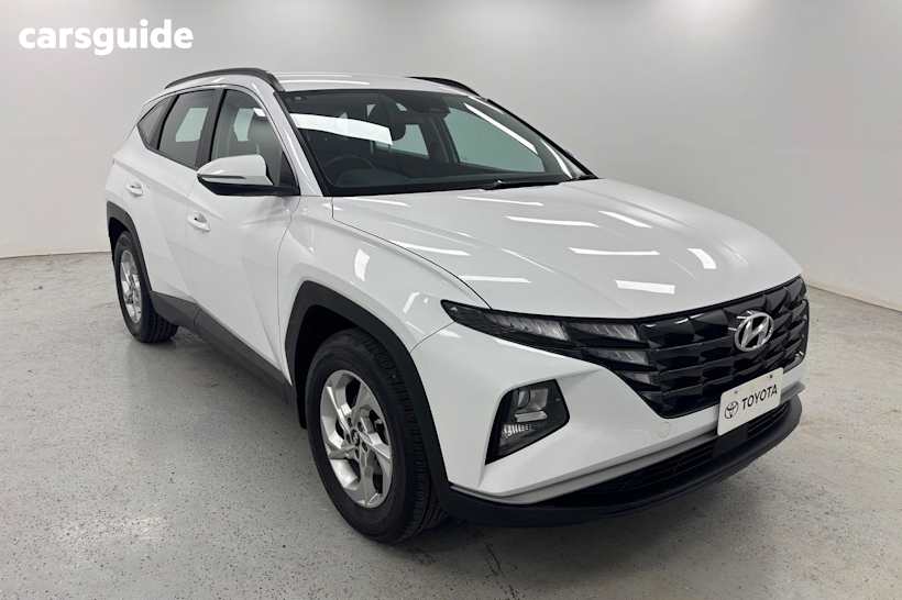 White 2023 Hyundai Tucson Wagon (Fwd)