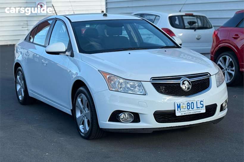 White 2014 Holden Cruze Sedan EQUIPE F