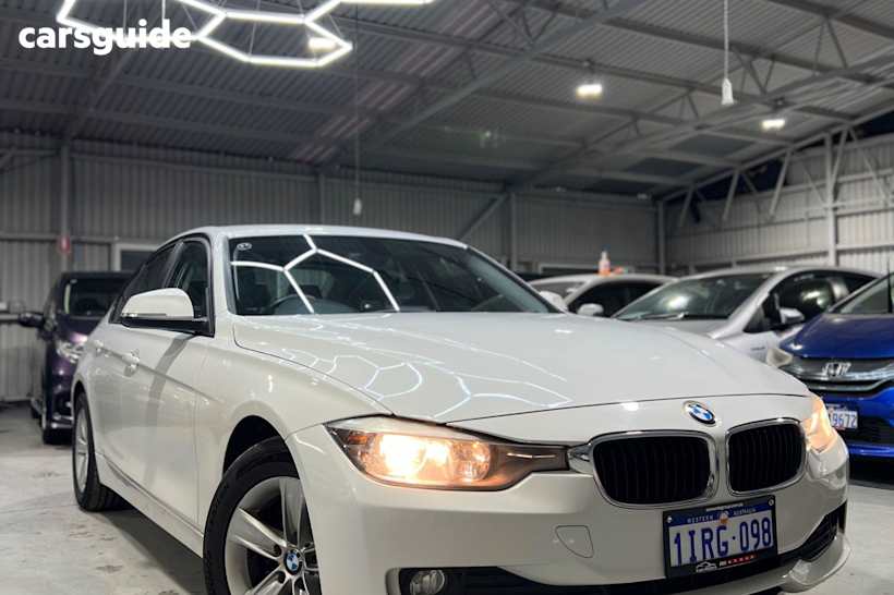 White 2013 BMW 3 Sedan 16I F30
