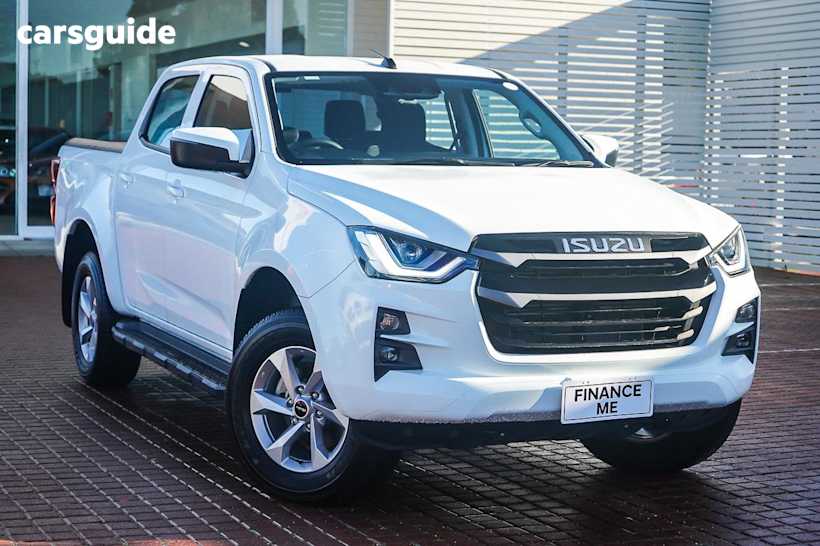 White 2023 Isuzu D-MAX Crew Cab Utility Ls-M (4X4)