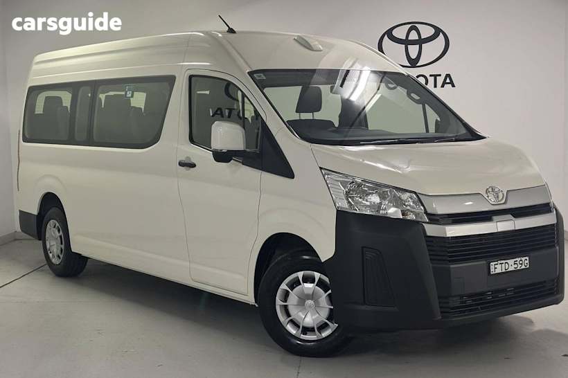 White 2025 Toyota HiAce OtherCar COMMUTER R
