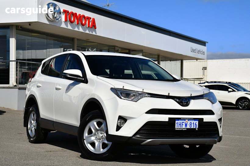 White 2018 Toyota RAV4 Wagon Gx (2Wd)